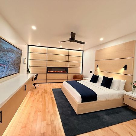 Cribs On Main Hotel Пиктън Екстериор снимка