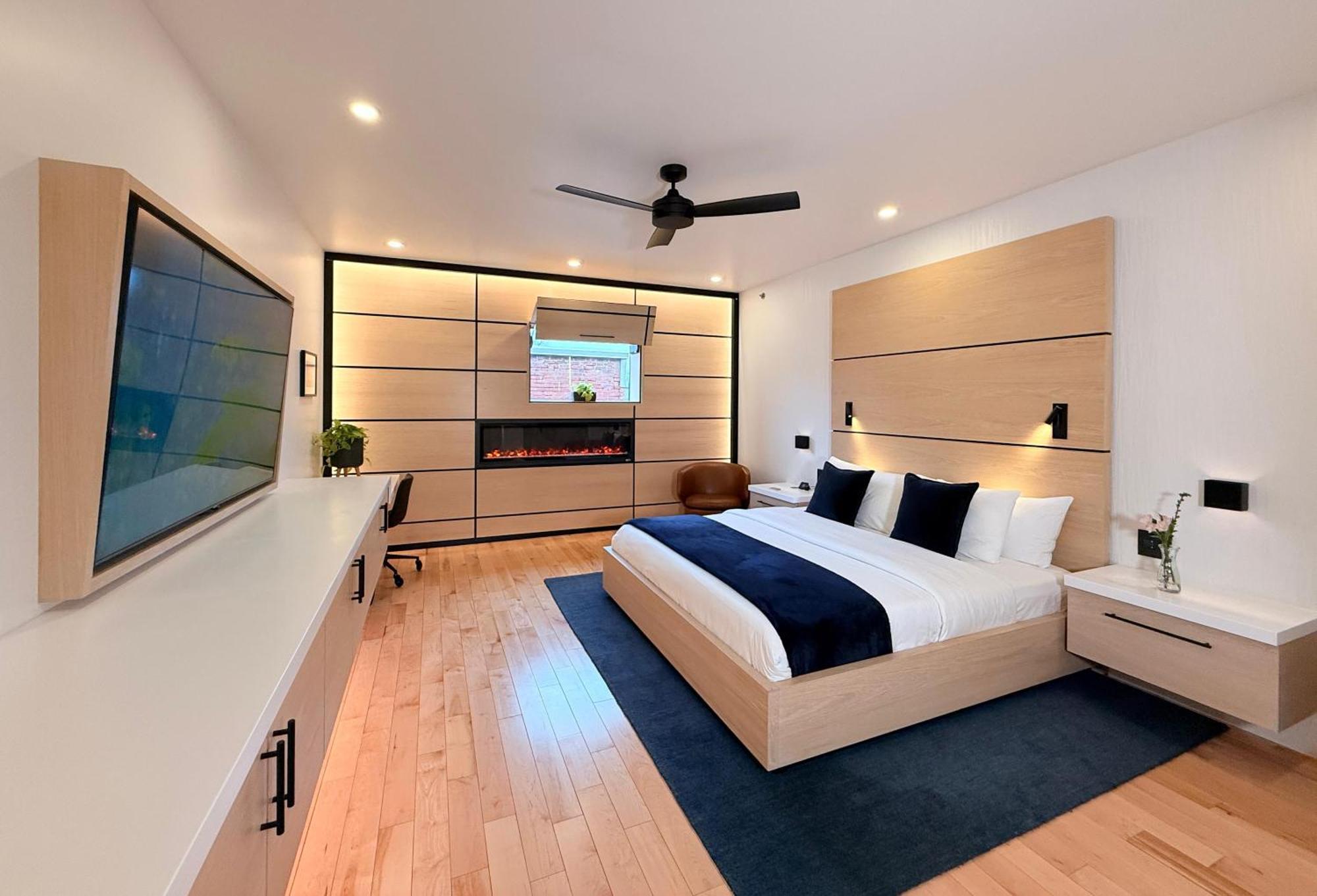Cribs On Main Hotel Пиктън Екстериор снимка
